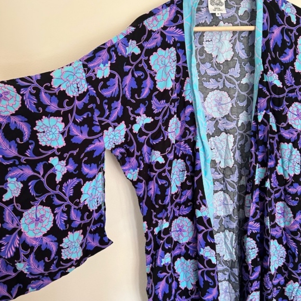 Rare Queen The Lable Kimono Robe